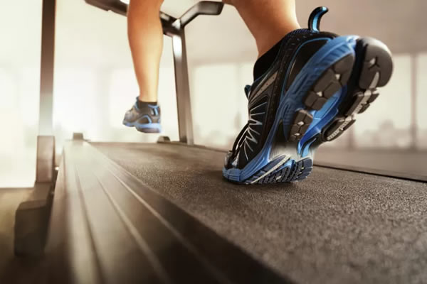 Treadmill Shoe Tips - 7 Best Options for Treadmill Workouts!