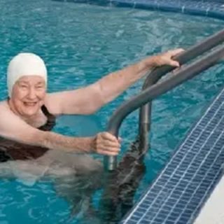 Best Seniors' Water Exercises - 24 Great Benefits for Health!